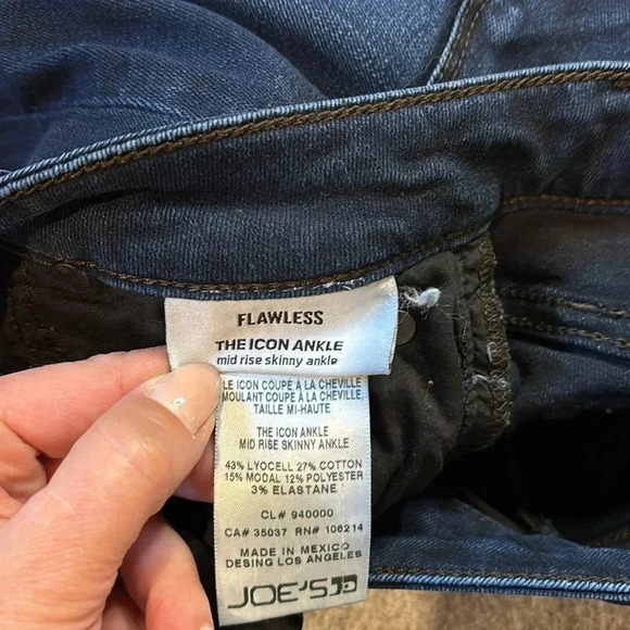 Joe's Jeans, Flawless The Icon Ankle Mid  Rise Skinny Ankle. Size 26. - Picture 9 of 11